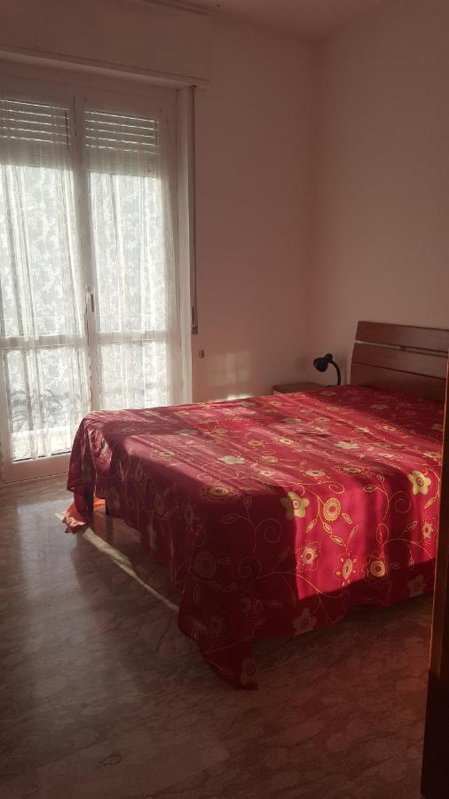 Albenga Sul Mare Famiglie Ed Amici Fino 10 Posti Daire Dış mekan fotoğraf