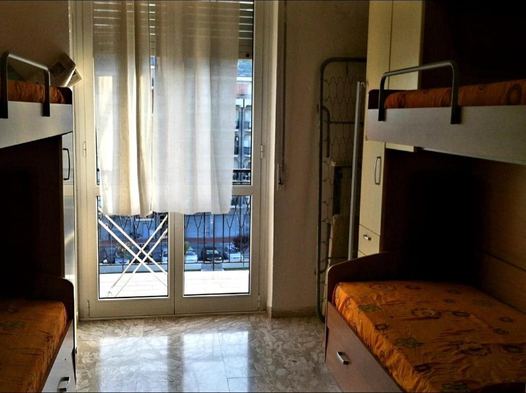 Albenga Sul Mare Famiglie Ed Amici Fino 10 Posti Daire Dış mekan fotoğraf